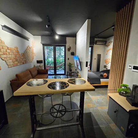Luxury Vistula Old Town Apartments: Spa, Sauna & Pool Retreat