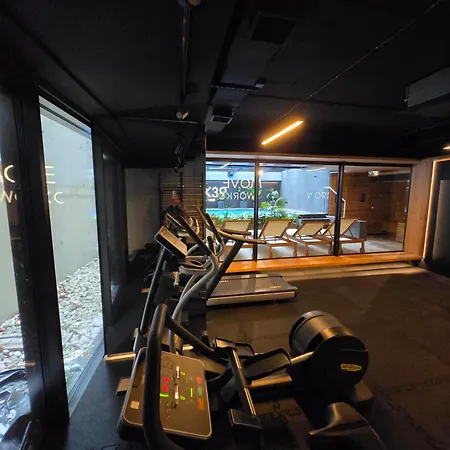 Apartment Luxury Vistula Old Town Apartments: Spa, Sauna & Pool Retreat Krakow