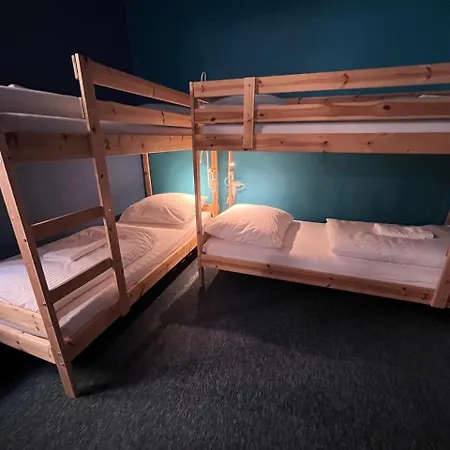 Girls Dorm *