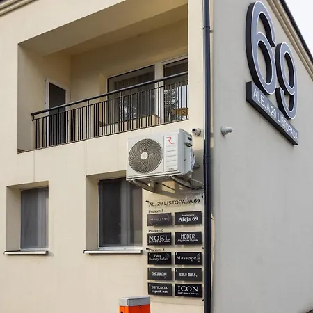 Apartment Aleja 69 Balcony Krakow