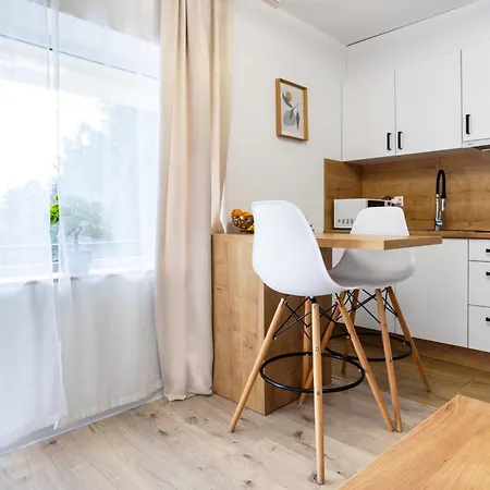 Aleja 69 Balcony Apartment *