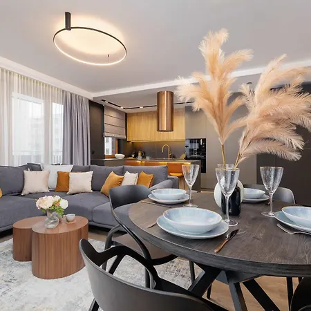 Apartment Exclusive With Parking By Renters Prestige