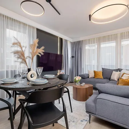 Exclusive With Parking By Renters Prestige * Krakow