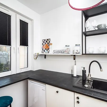 Rentplanet - Ludwinow Apartment Krakow