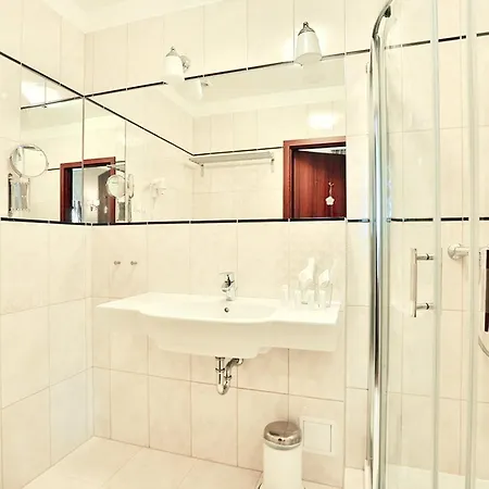 Amber Boutique - Amber Design Hotel 4*