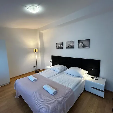 Golden With Lift - Old Town Appartement Cracovie