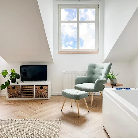 Apartment Premium Jacuzzi With Air Conditioning, Main Square Cracow *