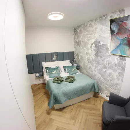Apartament Nenufar Cracow Garden Parter Free Darmowy Parking Ogrod Netflix Klimatyzacja Kraków