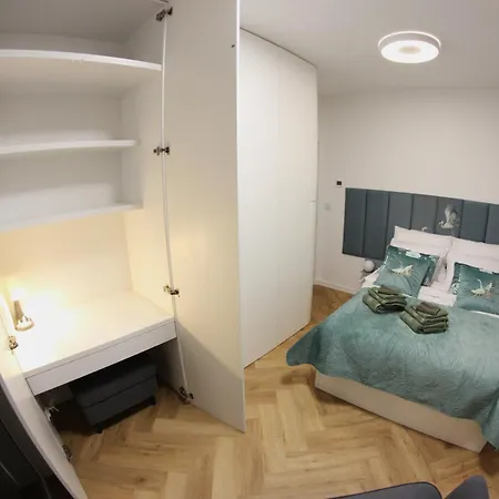 Apartament Nenufar Cracow Garden Parter Free Darmowy Parking Ogrod Netflix Klimatyzacja *
