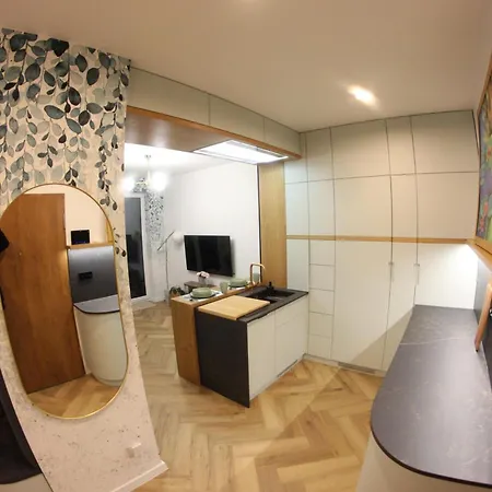 Nenufar Cracow Garden Parter Free Darmowy Parking Ogrod Netflix Klimatyzacja Apartament