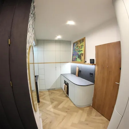 Apartament Nenufar Cracow Garden Parter Free Darmowy Parking Ogrod Netflix Klimatyzacja