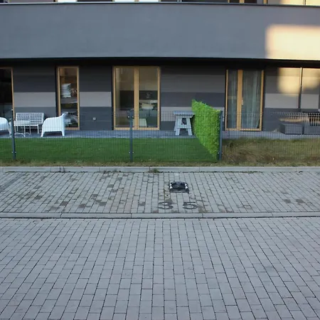 Apartament Nenufar Cracow Garden Parter Free Darmowy Parking Ogrod Netflix Klimatyzacja Kraków