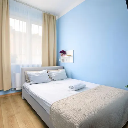 Freedom Hostel *
