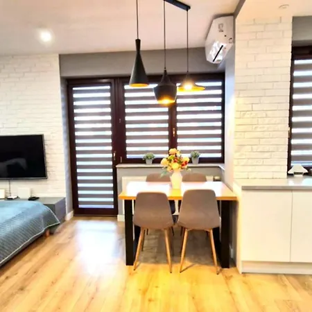 Luxury Blue Cascade Downtown Balcony Apartment Krakow
