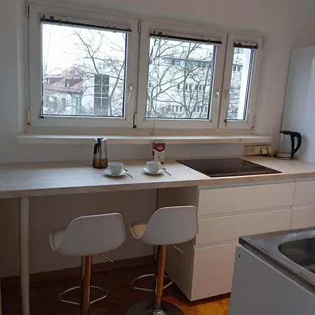 Krolewska Apartment *