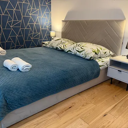 Apartment Vistula Avenue Free Parking, Swimming Pool, Sauna & Gym Krakow