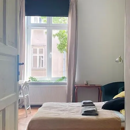 Apartment Large 89m2 Apartment, 3 Bedrooms And 2 Bathrooms Krakow
