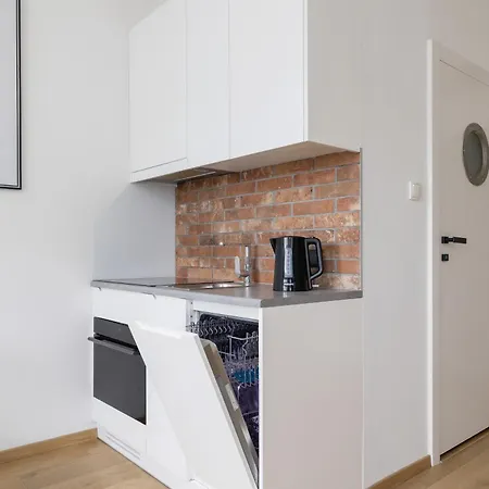 Apartment Turquoise With Balcony & Air Conditioning By Renters Krakow