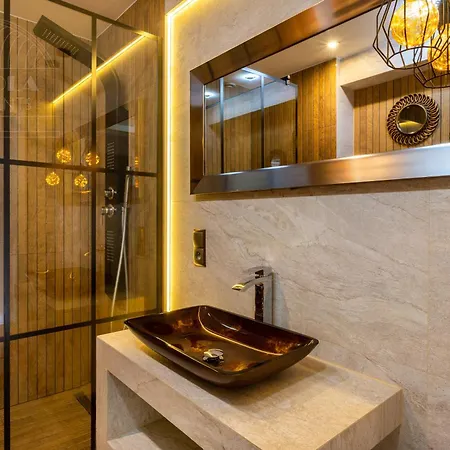 Fragola Kleparz Modern, Family Apartment *