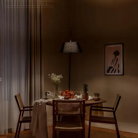 Le Jardin - Classy, Elegant In The Center Apartment *