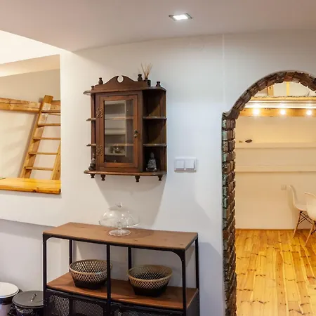 No5 Szlak Street Apartment Krakow
