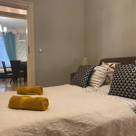 Radiance Apartment *