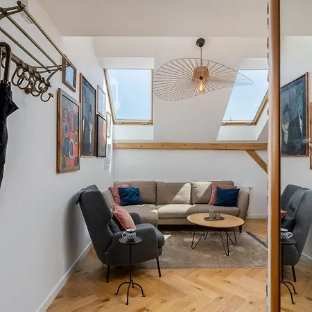 Luxury In A Truly Perfect Location Apartment Krakow