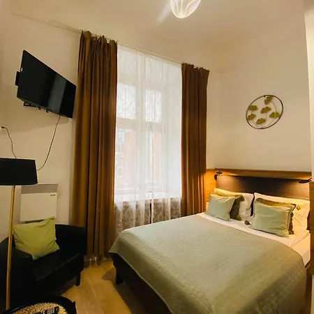 & Kraków