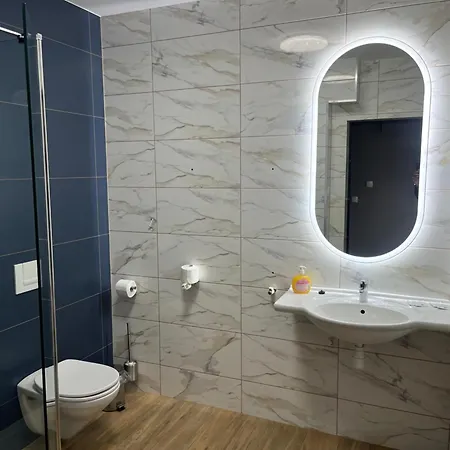 Hotel H6 Major Travel & Business, Free Parking