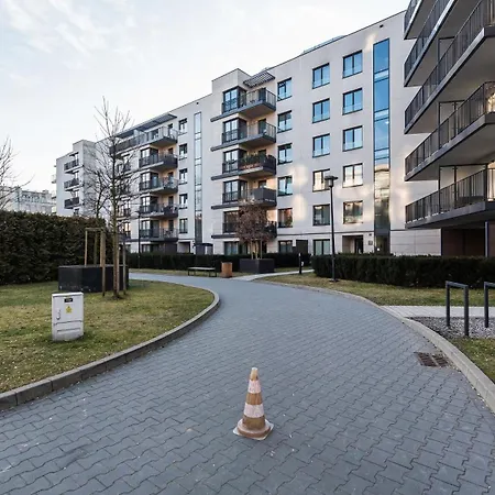 Przedwiosnie Near Center By Sun & Snow Krakow