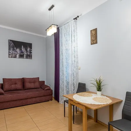 Wawel Castle Neighborhood Apartment Krakow
