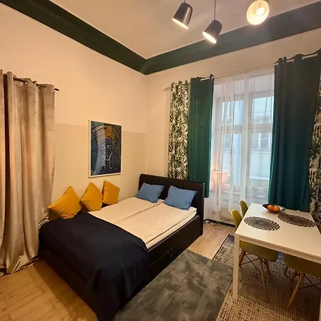 Apartment Vintage Senacka