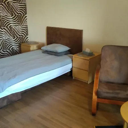 Feidum Quarters Flat Apartment *