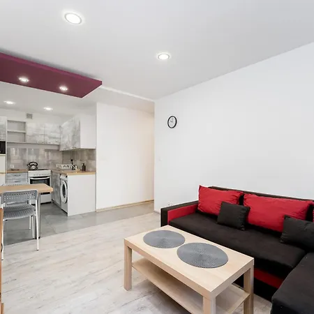 Osiedle Na Lotnisku Comfort Apartment *