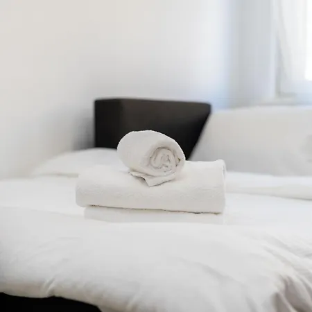 Osiedle Na Lotnisku Comfort * Krakow