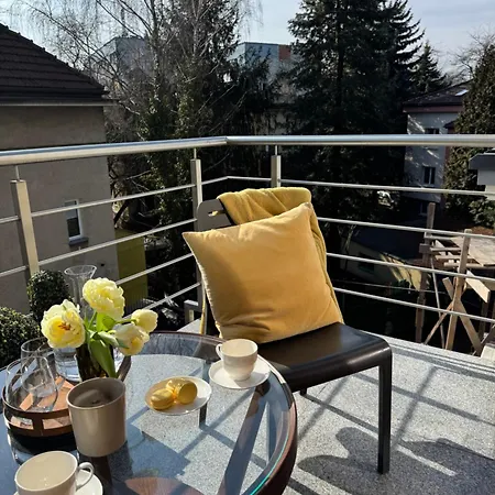 Avanti Aparthotel *