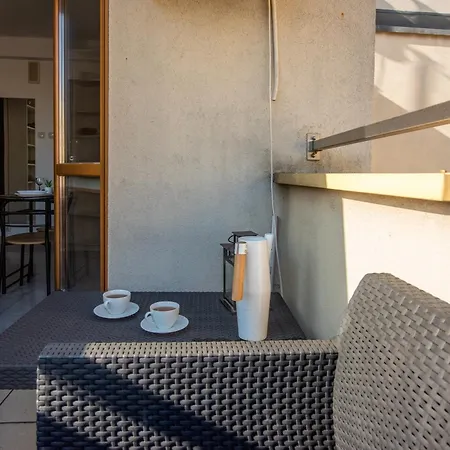 Apartment Charming With Air Conditioning For Couples In The Center Krakow