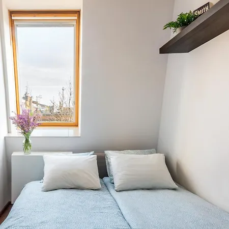 Charming With Air Conditioning For Couples In The Center Apartment Krakow
