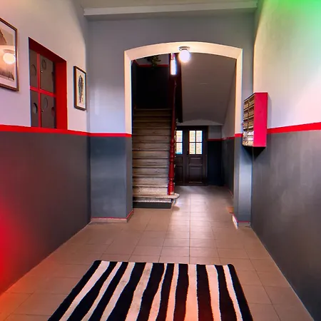 Yoonik Apartment