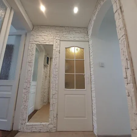 Apartment Old Town - 2 Bedrooms Soltyka Str S3