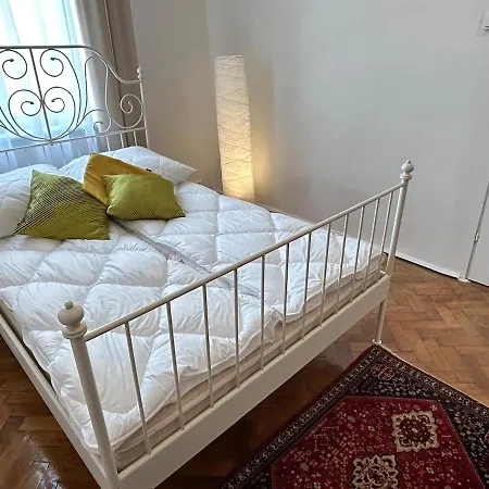 Old Town - 2 Bedrooms Soltyka Str S3