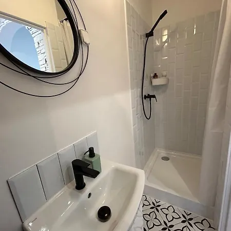 Old Town - 2 Bedrooms Soltyka Str S3 Apartment *