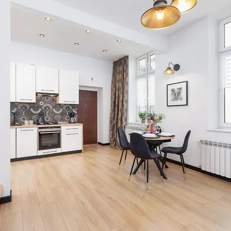 Apartment Arianska With Mezzanine Cracow Center By Renters *