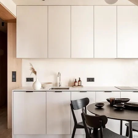 Apartment Rooftop With Terrace By T *