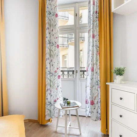 Apartment Anta Plac Na Groblach