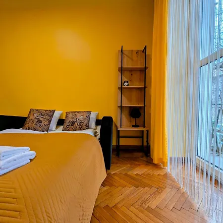 Humberta 2 By Homeprime Apartment