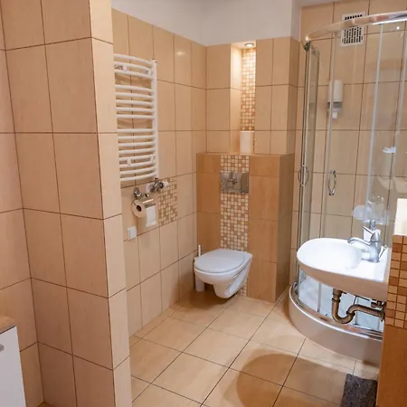 Goscinne Dom Sw. Szymona Homestay