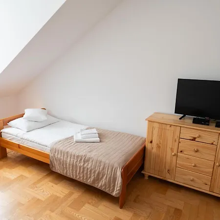 Homestay Goscinne Dom Sw. Szymona Krakow