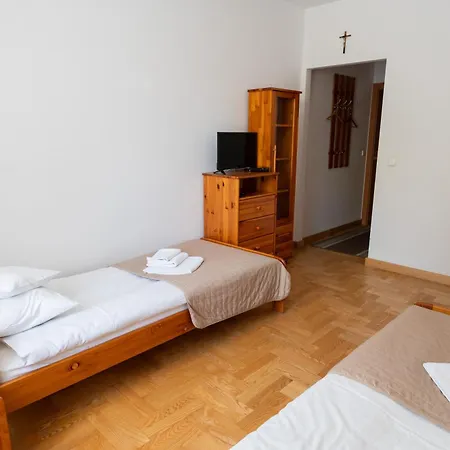 Homestay Goscinne Dom Sw. Szymona *