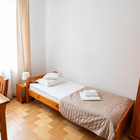 Goscinne Dom Sw. Szymona Homestay